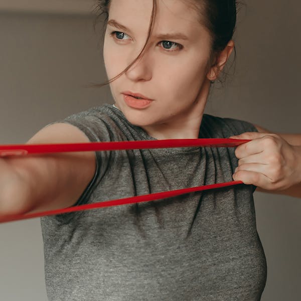 Fem enkla övningar med gummiband